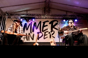 Sommer an der Ems mit  Bad Temper Joe und Michael van Merwyk; Fotos © wilf kiesow